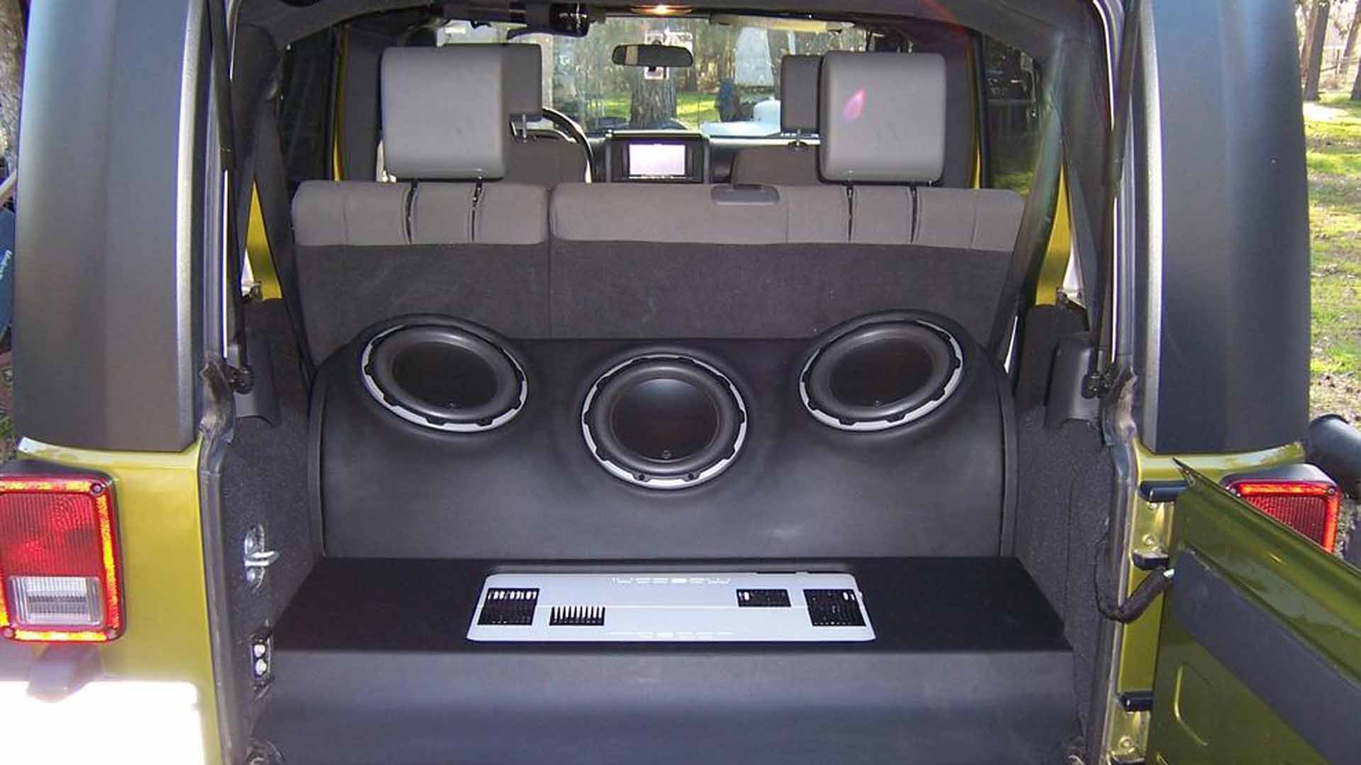 Jeep Wrangler Subwoofer Box Plans 8484